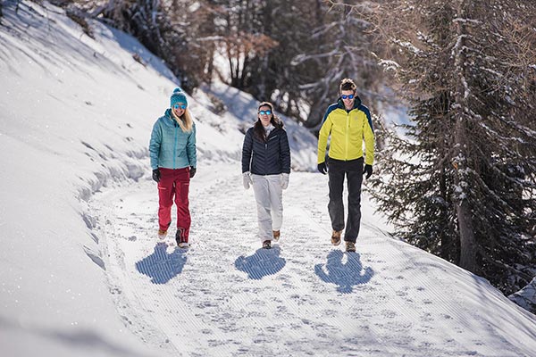 Fun Active organised winter hiking tours in Dolomites, Cortina, Winter Holidays South Tyrol